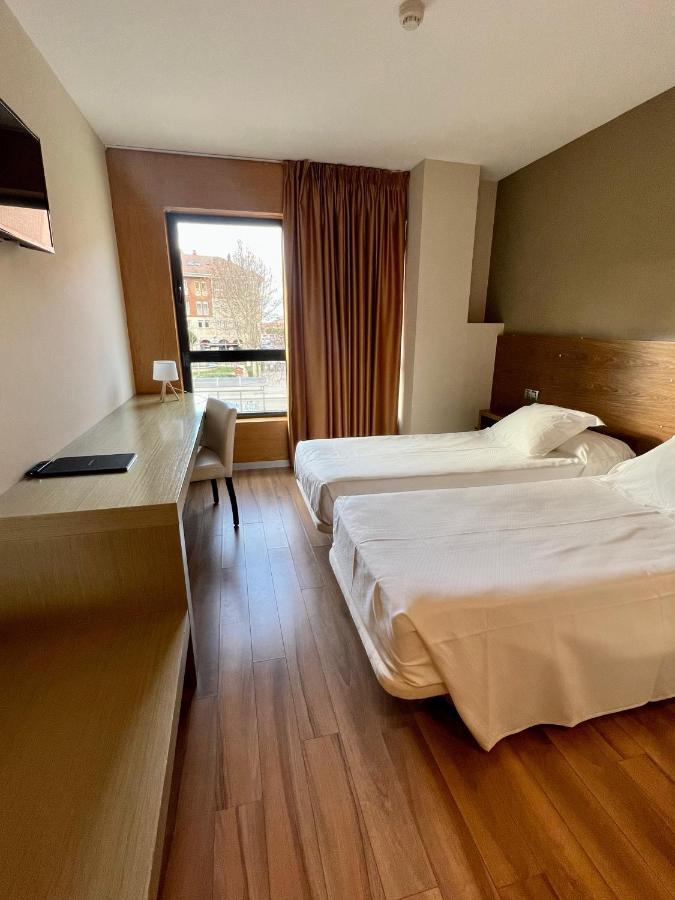 Hotel Duero Лагуна-де-Дуеро Номер фото